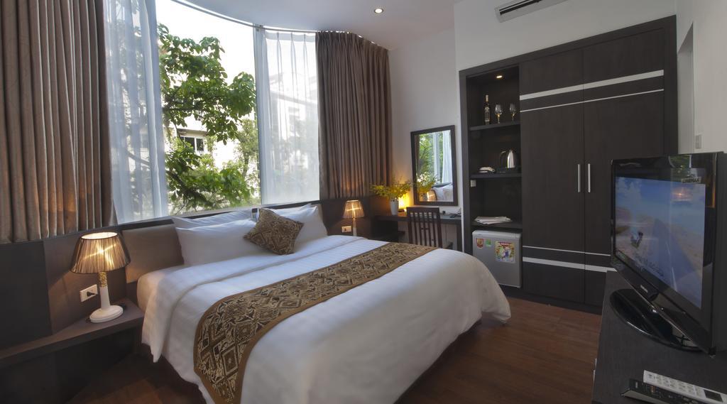 Hanoi Merci Hotel Room photo